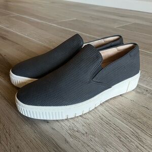 Naturalizer Tia Slip On Sneakers Comfort Shoes Black 10 M EUC